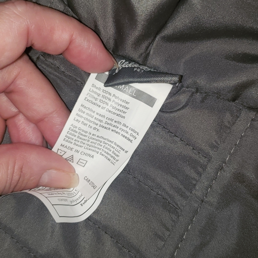 Reversible Pet Puffer jacket - Picture 13 of 14